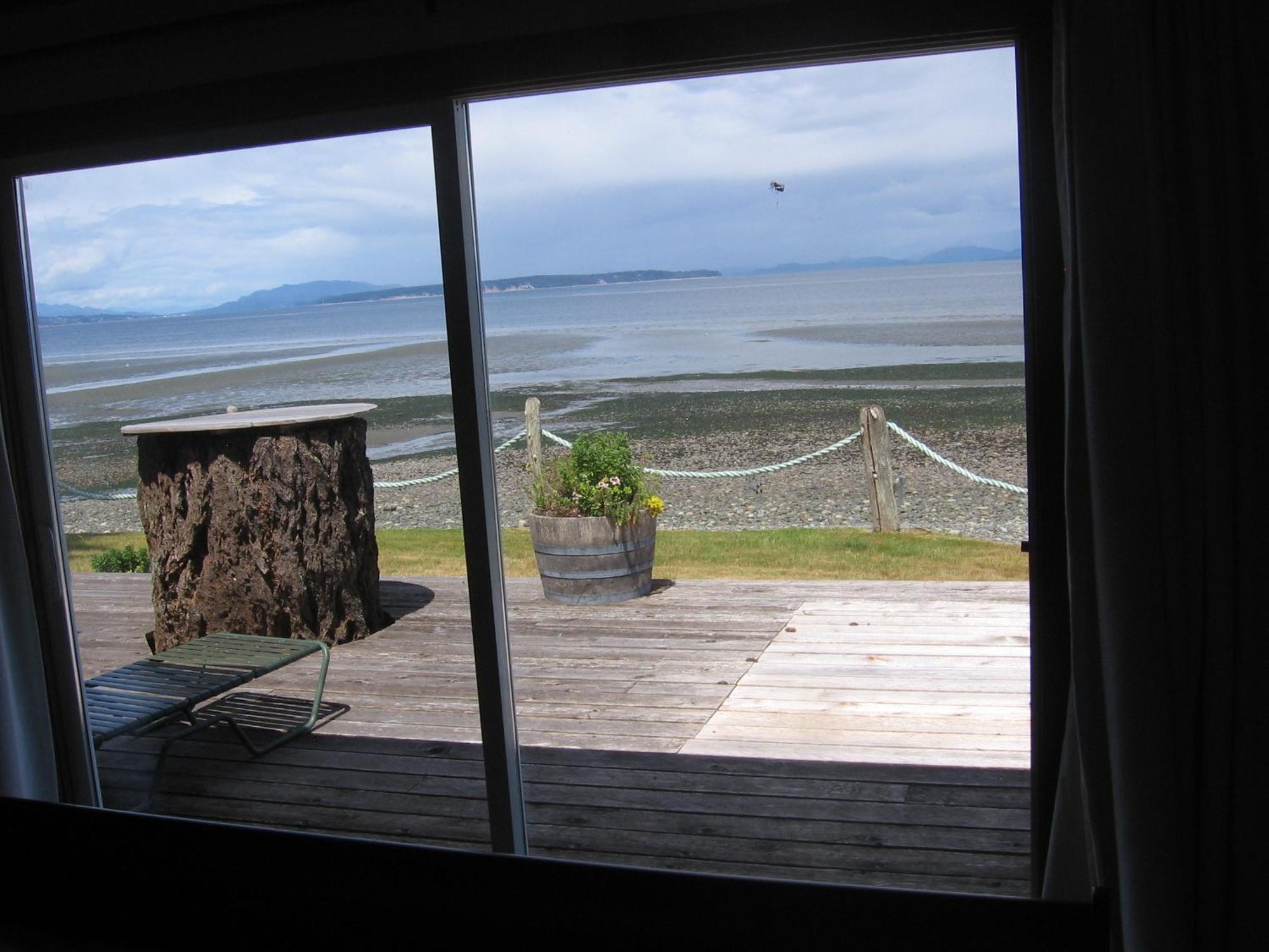 Ocean Resort Campbell River Ruang foto